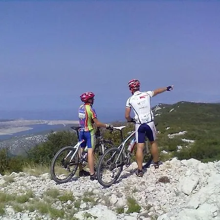 アパート Blue ブリビル