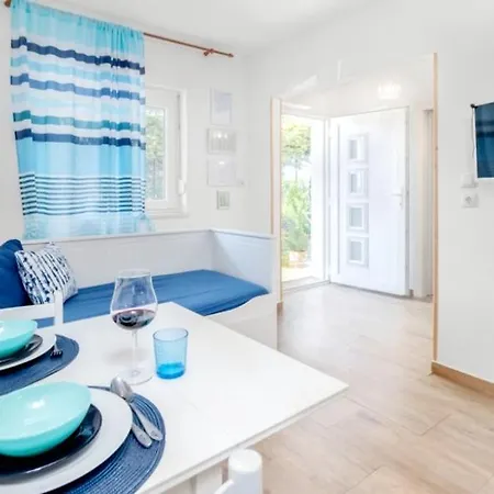 Blue Apartament Bribir (Primorje-Gorski Kotar)
